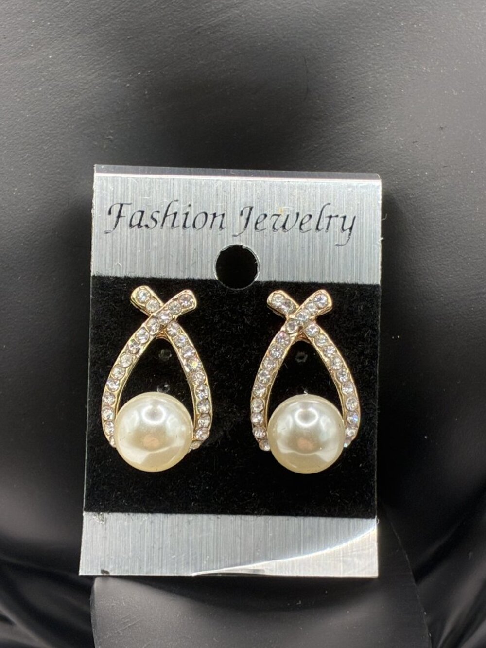 1" Diamond Gold Pearl Ribbon Teardrop Earrings